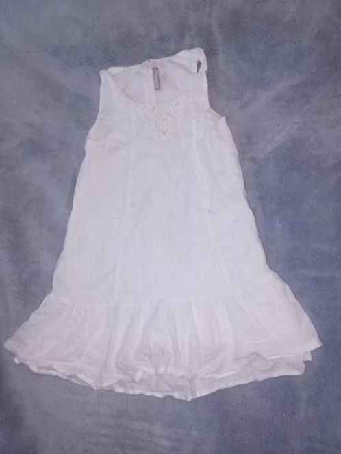 2 robes pour 5euros taille 5 ans, Kinderen en Baby's, Kinderkleding | Maat 110, Ophalen of Verzenden