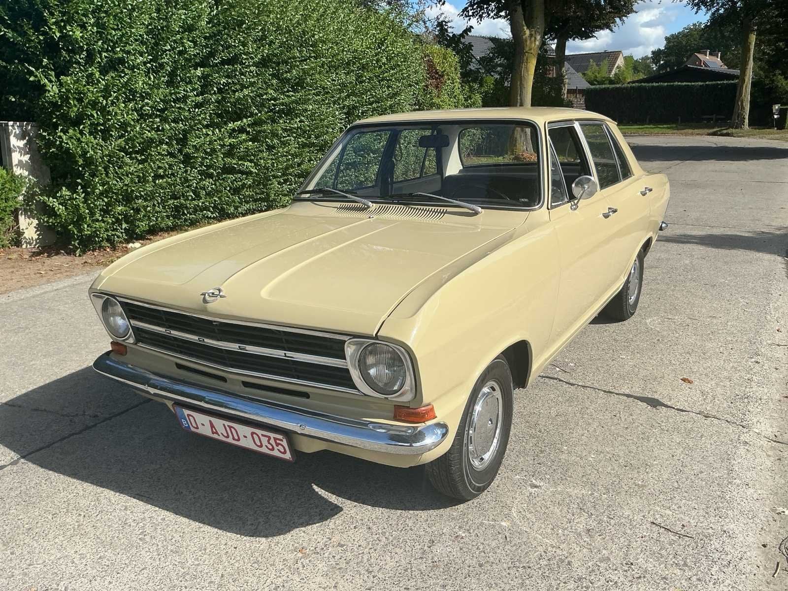 1972 Opel Kadett 1100 Oldtimer, Auto's, Bedrijf, Overige carrosserie, Opel, Handgeschakeld