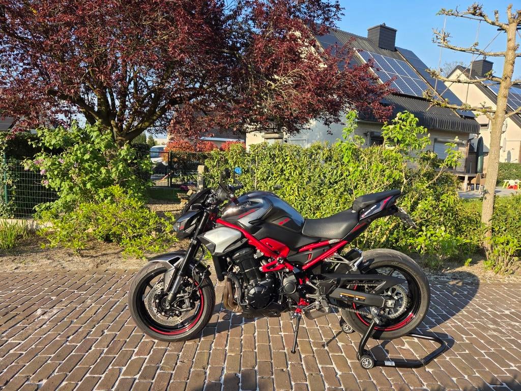 Kawasaki z900, Particulier, Neuf