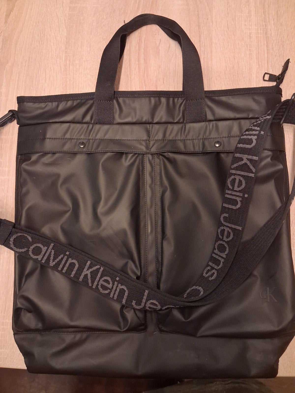 grote handtas / laptoptas Calvin Klein, Computers en Software, Laptoptassen, Ophalen of Verzenden, Zo goed als nieuw