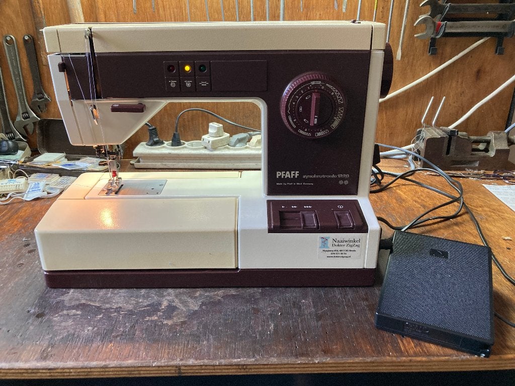Pfaff Synchrotronic 1229 met dubbeltransport (idt), Hobby en Vrije tijd, Ophalen of Verzenden, Gebruikt, Naaimachine, Pfaff