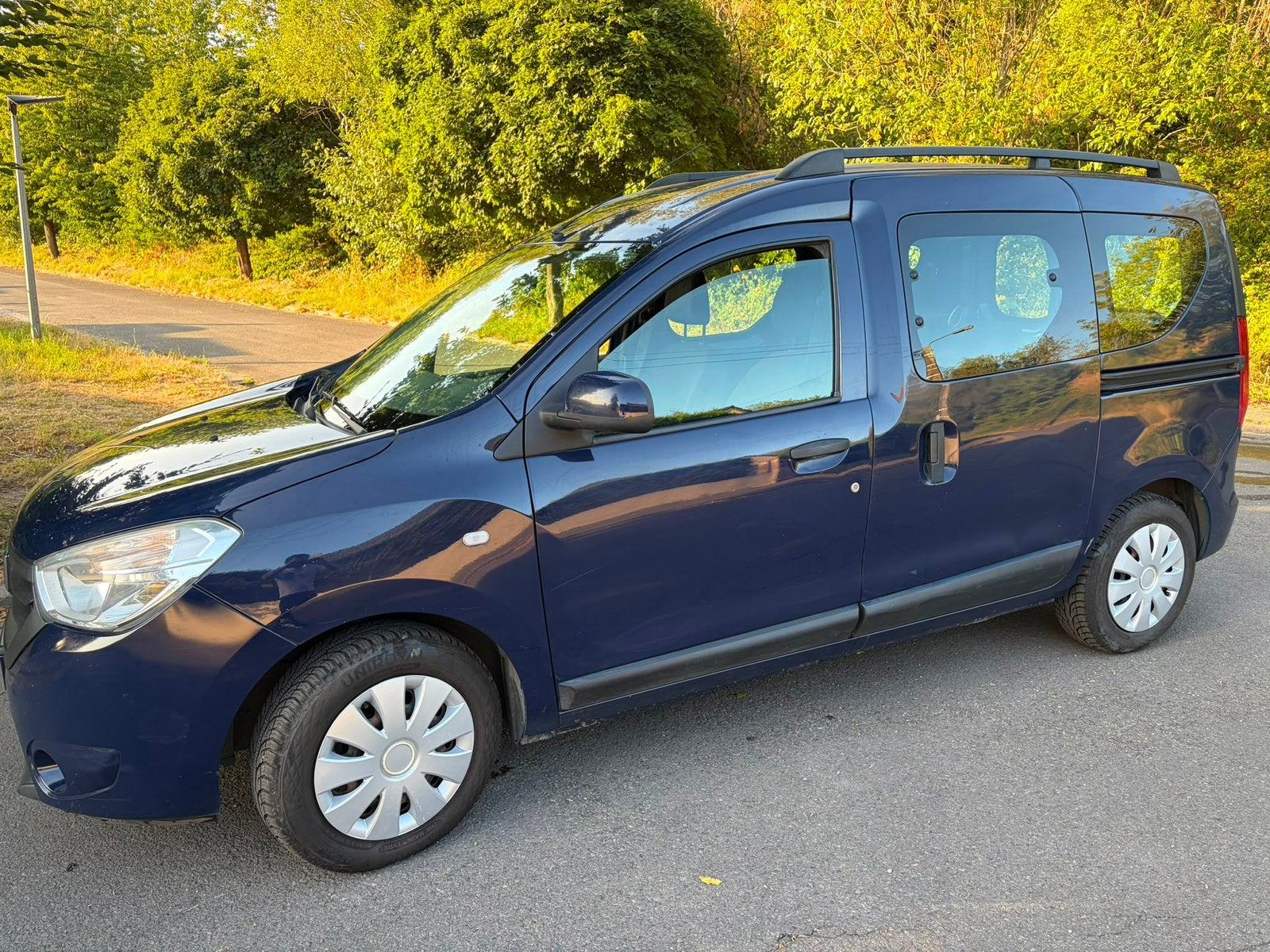 Dacia dokker 1.6i 291000km, Achat, Boîte manuelle, Noir, 5 portes