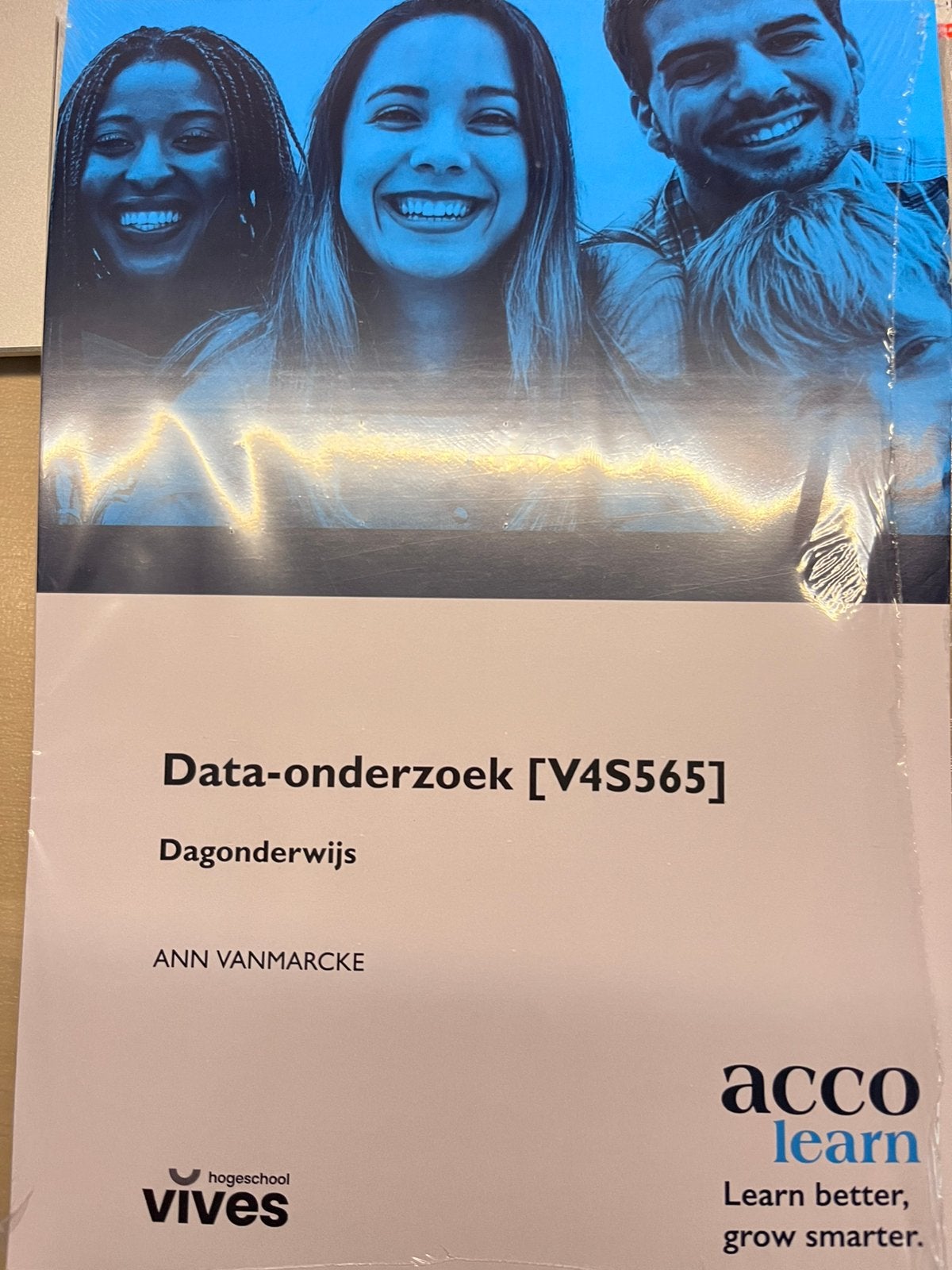 Data-onderzoek Vives 2025, Boeken, Ophalen, Nieuw