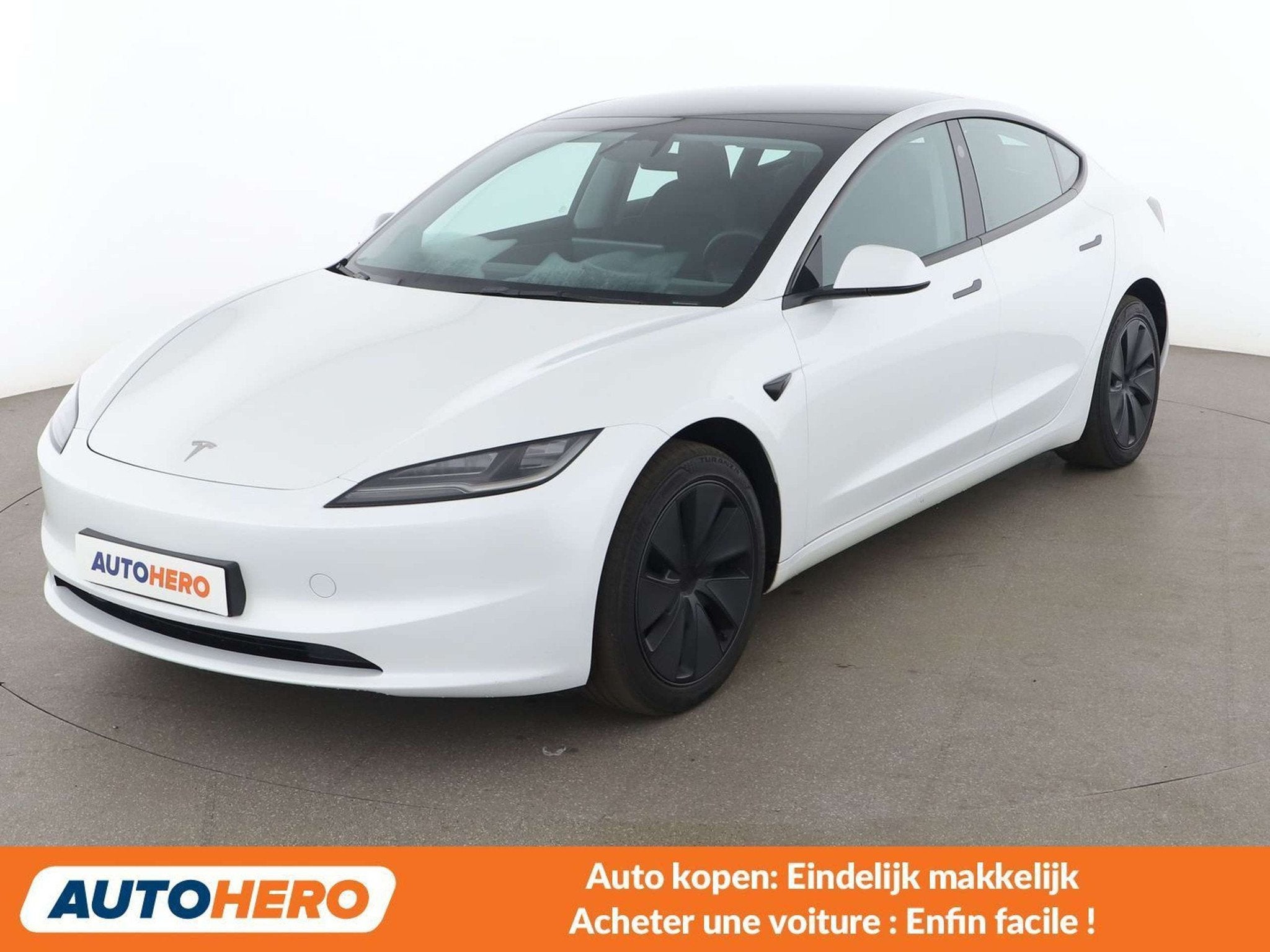 Tesla Model 3 Standard Range (bj 2025, automaat), Auto's, Tesla, Automaat, 4 deurs, Achterwielaandrijving, Gebruikt