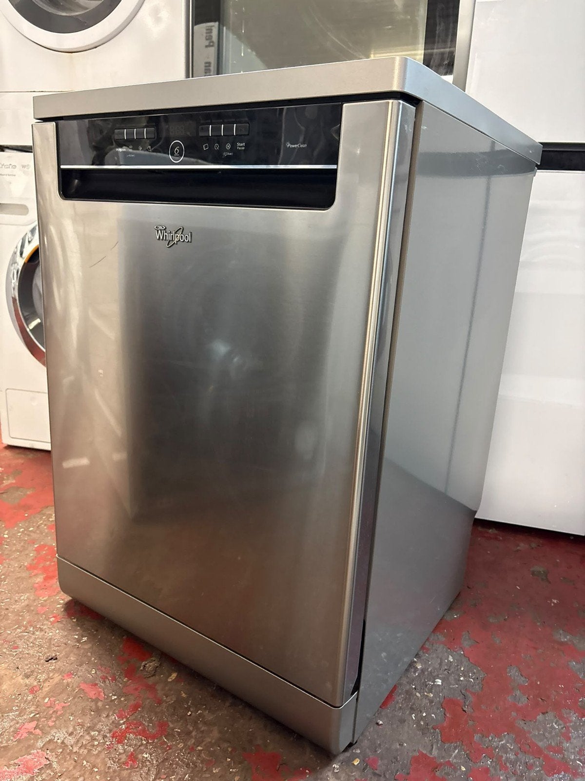 tres beau lave vaisselle de marque whirlpool  140€, Enlèvement ou Envoi, Comme neuf, À Poser, Classe énergétique A ou plus économe