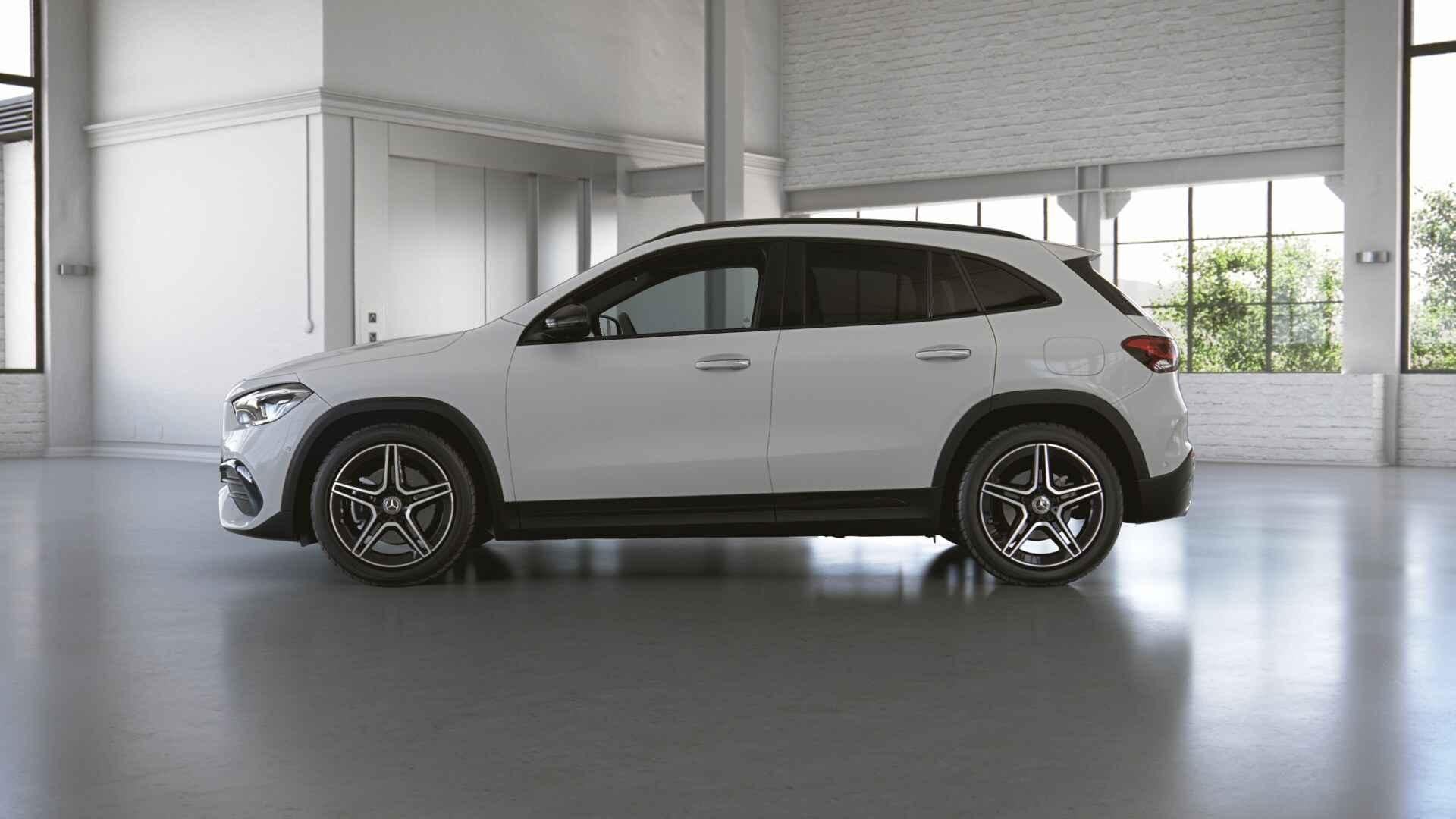 Mercedes-Benz GLA-klasse 200 d AMG Line | Night Pack | Panor, Dealer onderhouden, 4 cilinders, Wit, Bedrijf