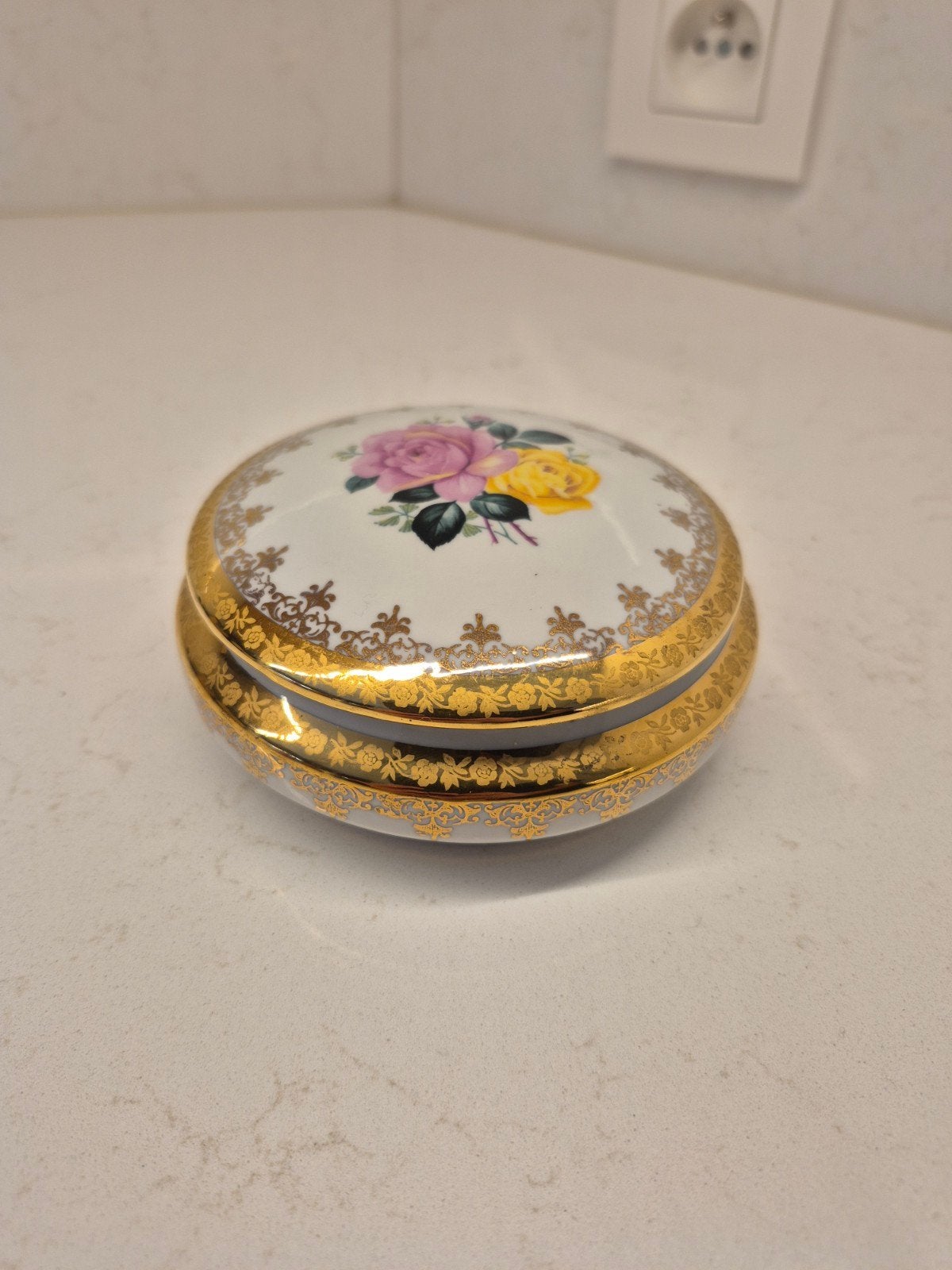 Boîte à bijoux vintage en porcelaine de Limoges, Antiquités & Art, Enlèvement ou Envoi