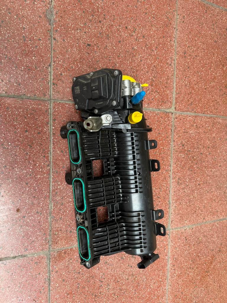 Inlaatspruitstuk 1.5l YZJA, Ophalen, Gebruikt, Ford