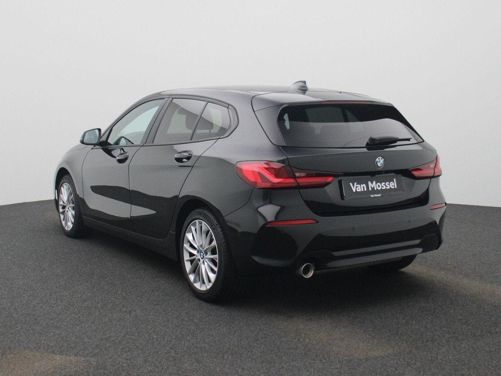 BMW 1 Reeks Hatch 118iA (100 kW), Auto's, Gebruikt, 129 g/km, 136 pk, Zwart