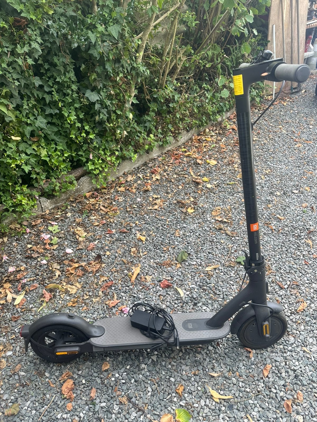 Trottinette électrique, Vélos & Vélomoteurs, Trottinettes, Enlèvement ou Envoi, Comme neuf