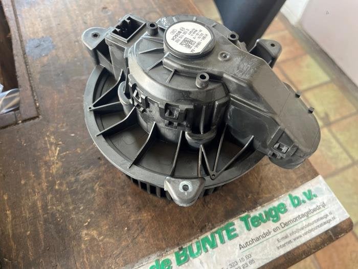 Moteur de ventilation chauffage d'un Ford Ecosport, -, 3 mois de garantie, -, -