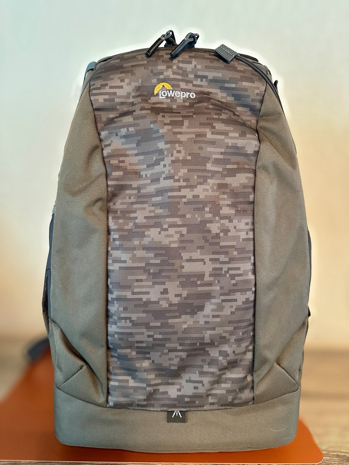 Lowepro Flipside 400 AW II fotorugzak – Pixel Camo / Mica, TV, Hi-fi & Vidéo, Enlèvement, Comme neuf, Fixation trépied, Lowepro