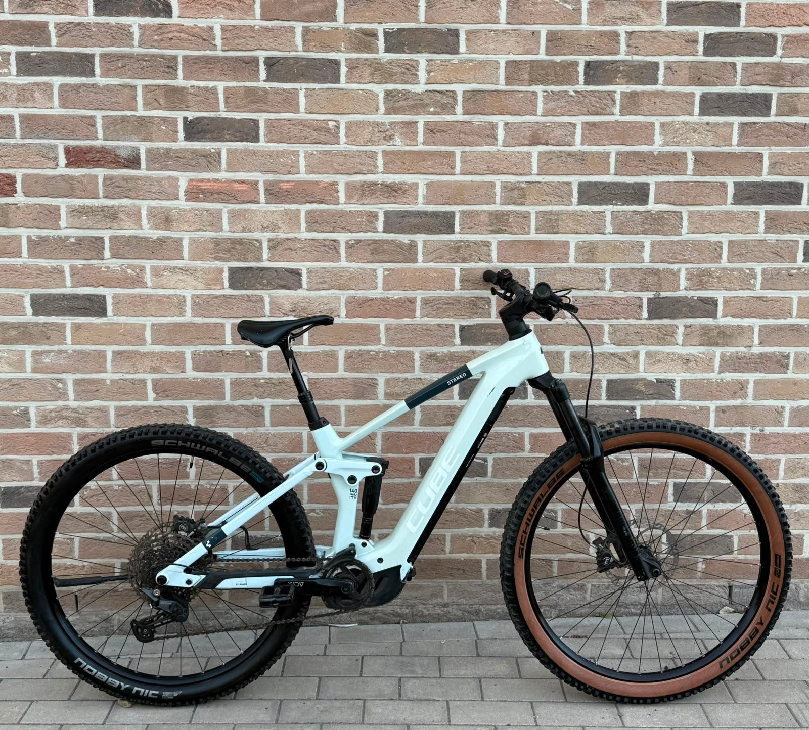 Vélo electrique Cube Stereo Hybrid 140 HPC Pro | Carbon, Vélos & Vélomoteurs, Vélos électriques, Utilisé, Cube, 50 km par batterie ou plus