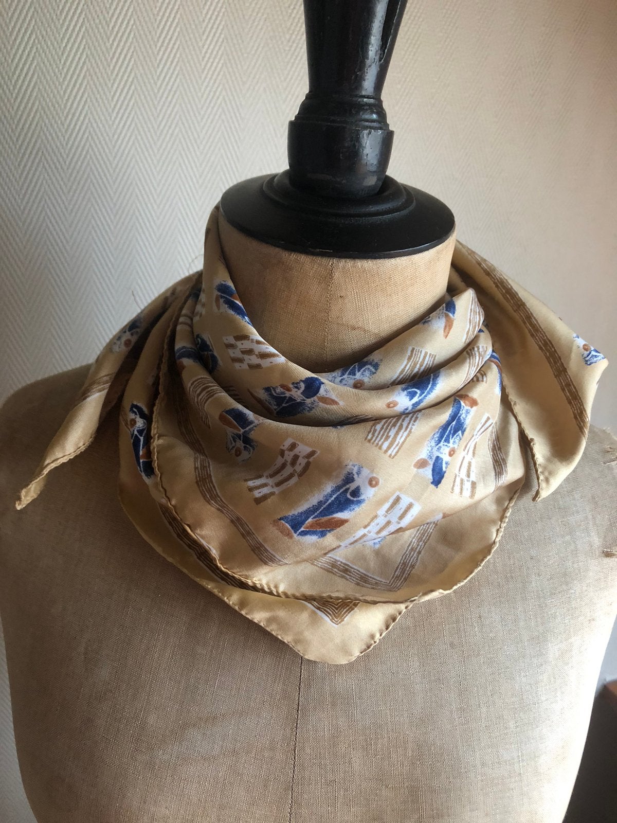 Tof sjaaltje nu volop mode, Antiek en Kunst, Ophalen of Verzenden