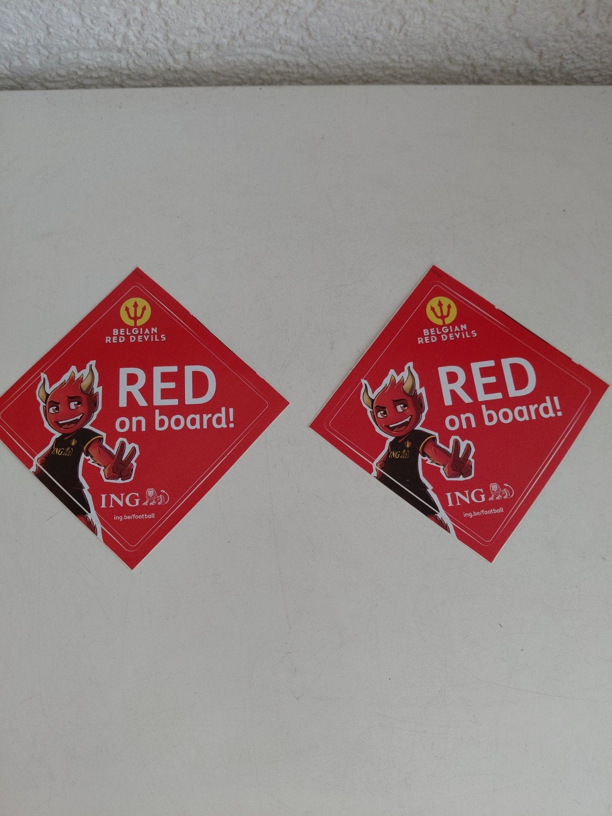 2 stickers rode duivels, Verzamelen, Ophalen of Verzenden