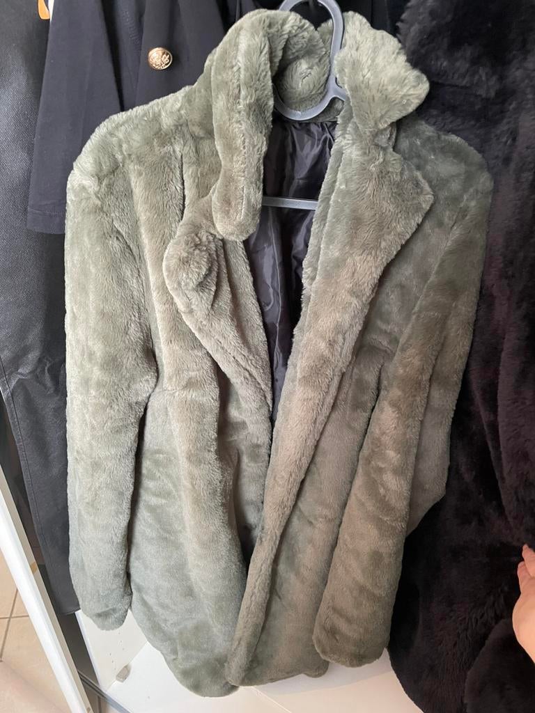 Faux fur jas, Ophalen, Zo goed als nieuw