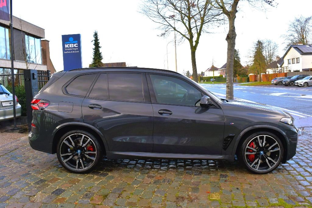 BMW X5 xDrive50/M SPORT PRO/FULL OPTIE/1st Owner, Auto's, BMW, Automaat, Leder, Bedrijf, 5 zetels
