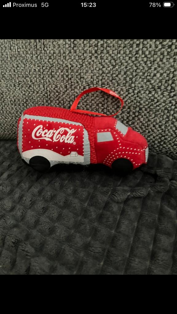 Knuffel vrachtwagen Coca-Cola 17 x 7 cm, Ophalen of Verzenden, Zo goed als nieuw