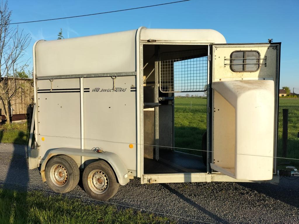 fautras, Ophalen, Gebruikt, Polyester, 2-paards trailer