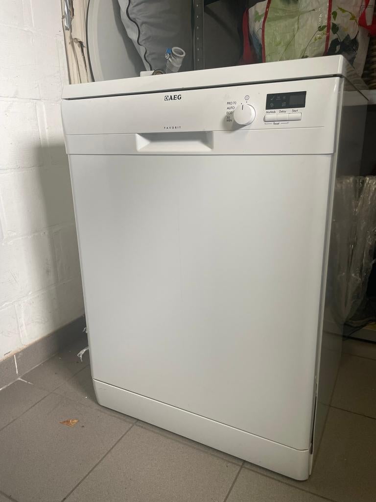 Lave-vaisselle AEG, 85 à 90 cm, Comme neuf, Enlèvement, Programme court