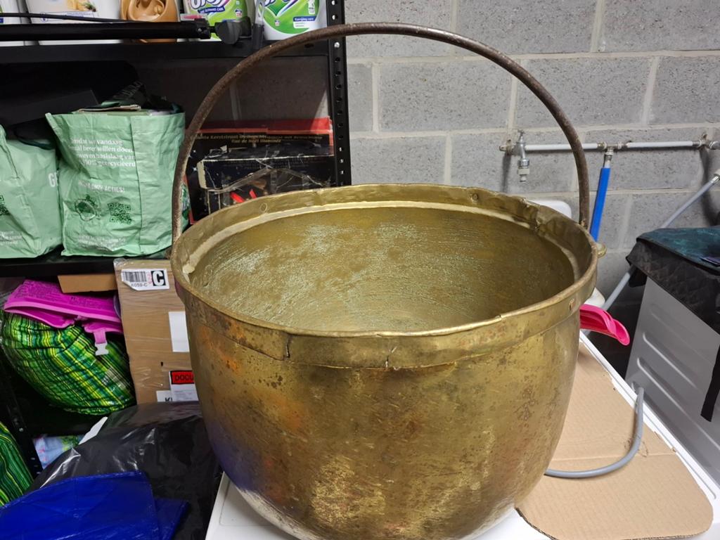 Koper pot, Ophalen, Koper