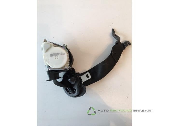 Ceinture de sécurité avant droite d'un BMW 3-Serie, Autos : Pièces & Accessoires, -, 3 mois de garantie, Utilisé, -