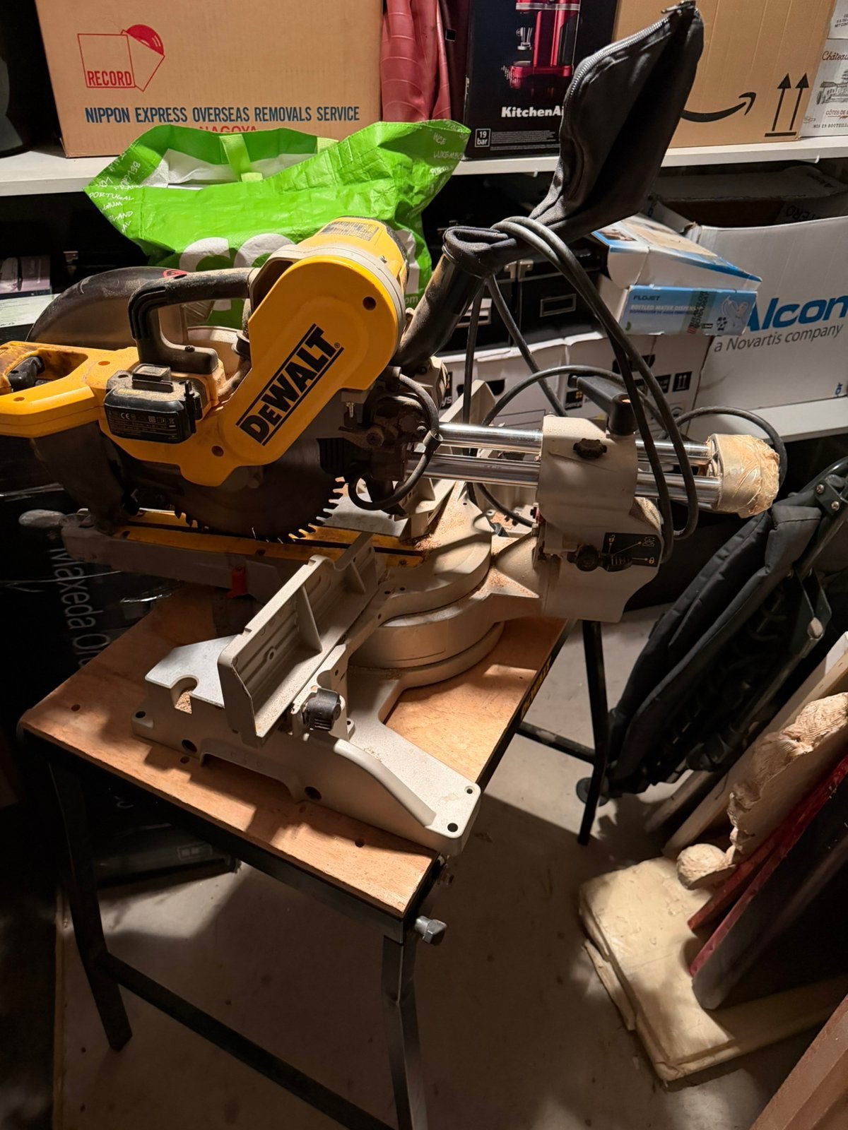 Dewalt Verstekzaag, Ophalen, Gebruikt, 70 mm of meer, Afkortzaag