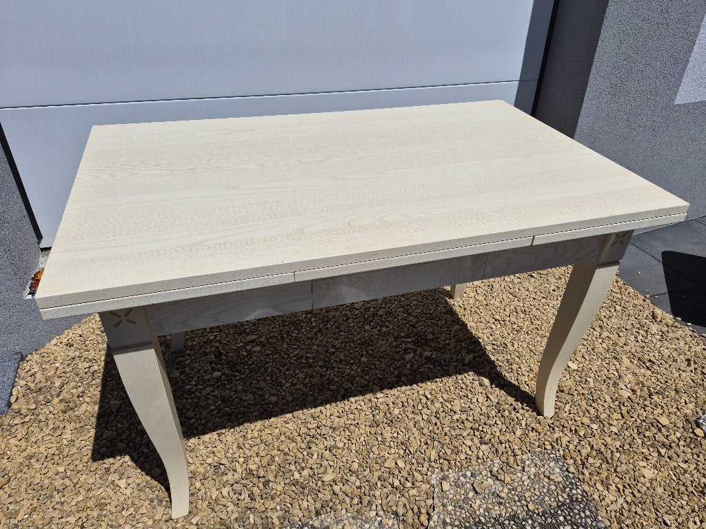 Table et 4 chaises en bois massif, Enlèvement