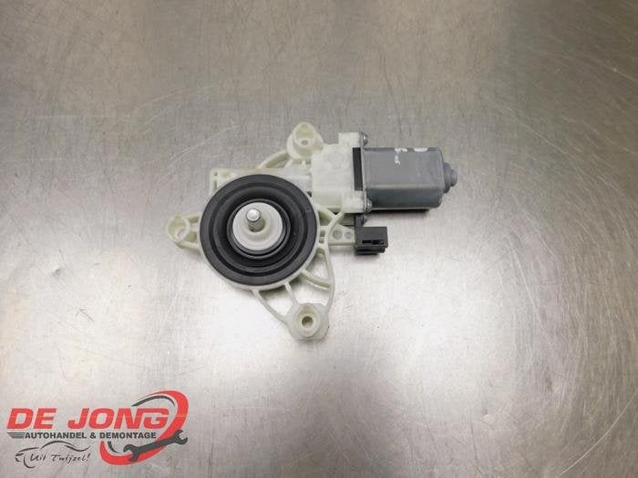 Moteur de vitre portière d'un Mercedes E-Klasse, 3 mois de garantie, Utilisé, -, -