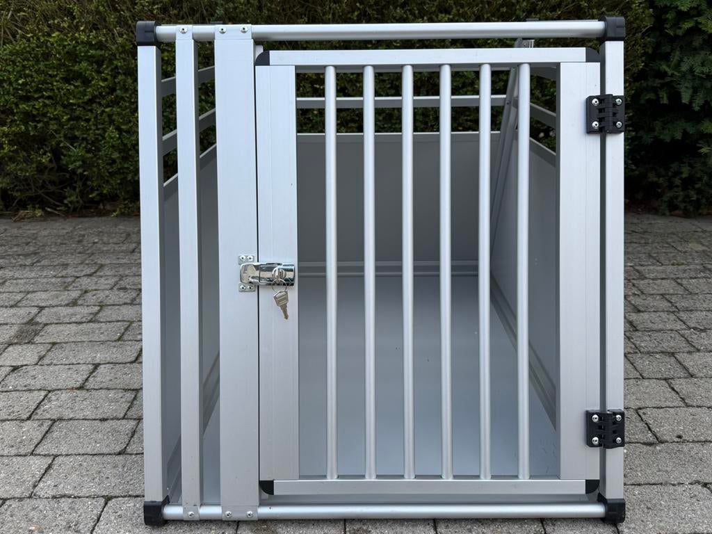 Hondenbench / Autobench “M”- zogoed als nieuw, Animaux & Accessoires, Caisses pour chiens, Comme neuf, Enlèvement