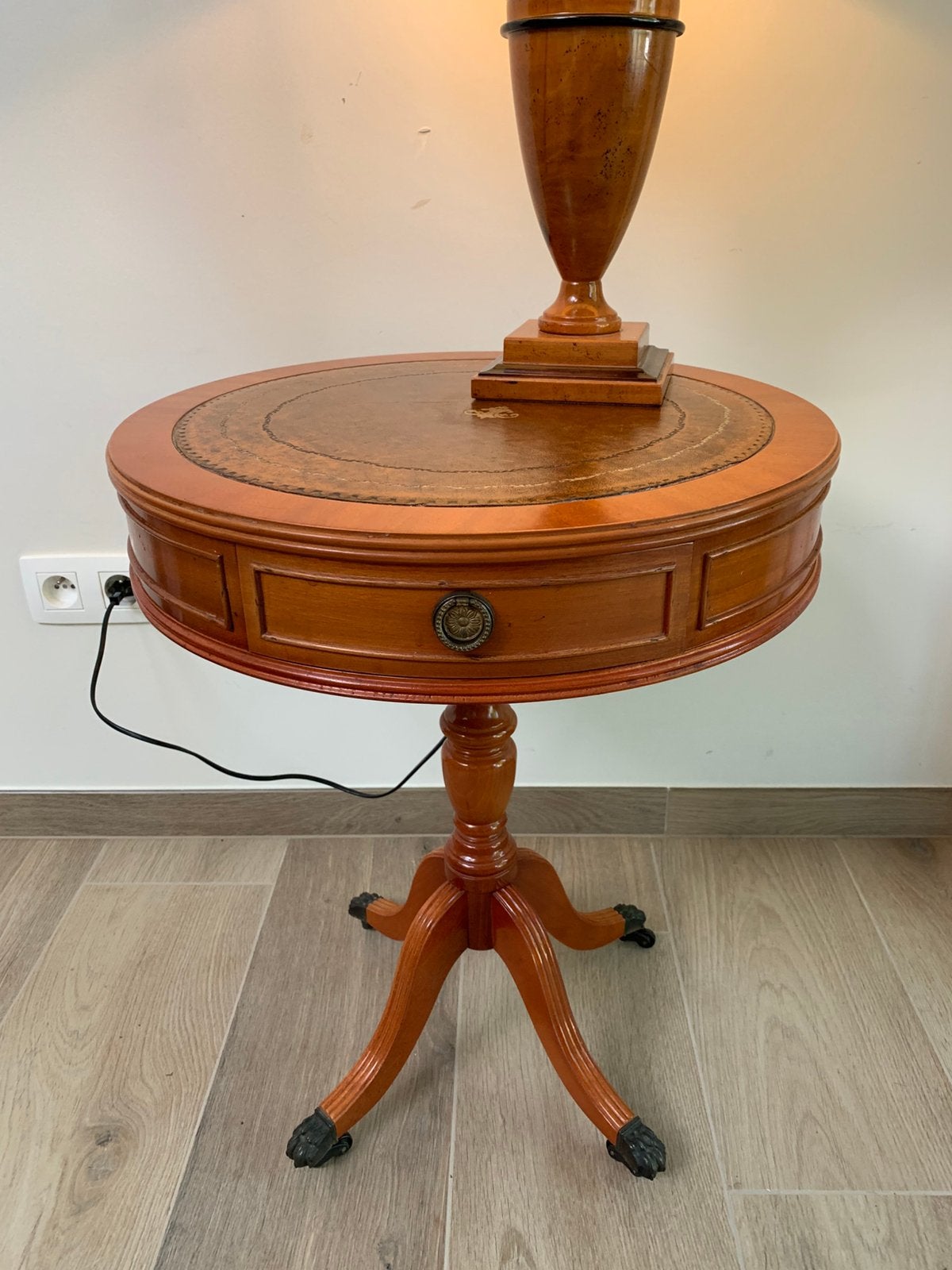 Elegant guéridon de style anglais/Regency/Empire revival, Ophalen, Minder dan 55 cm, Zo goed als nieuw, 60 cm of meer