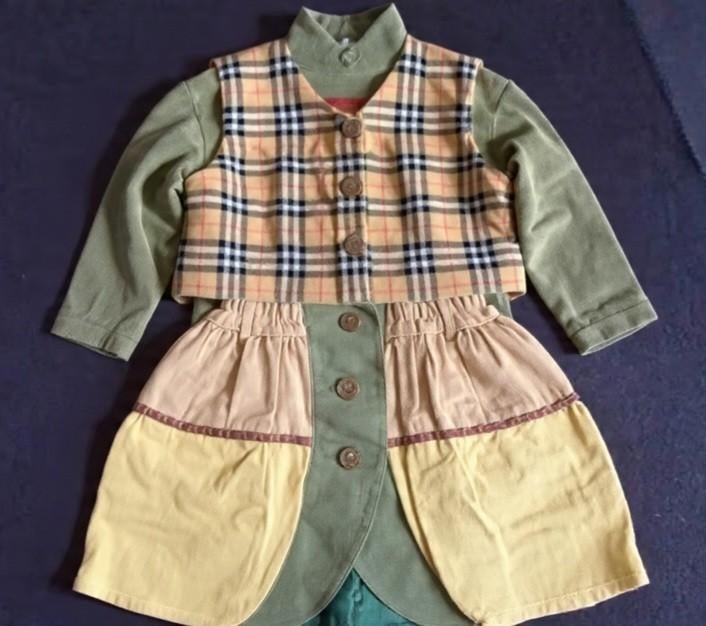 Kinderkledij ensemble rokje en bloesje Burberry nieuw, Kinderen en Baby's, Verzenden, Nieuw, Maat 92