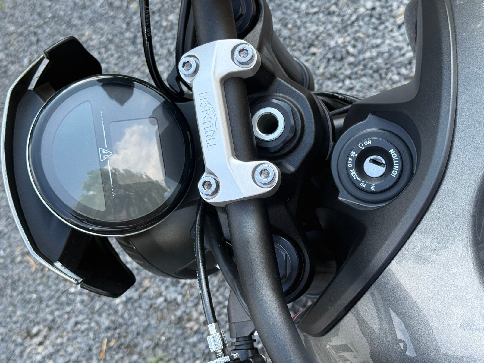 Triumph trident 660 (2021), Enlèvement, Comme neuf, Général