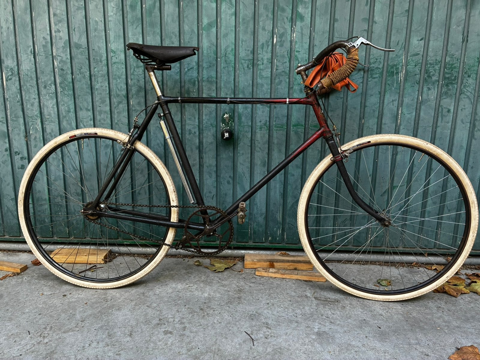 Antieke racefiets Anvers 1910-1920, Enlèvement
