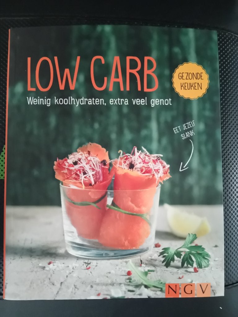 LOW CARB - Weinig koolhydraten, extra veel genot, Livres, Enlèvement ou Envoi, Neuf, Régime et Alimentation, Naumann & Göbel Verlagsgesellschaft