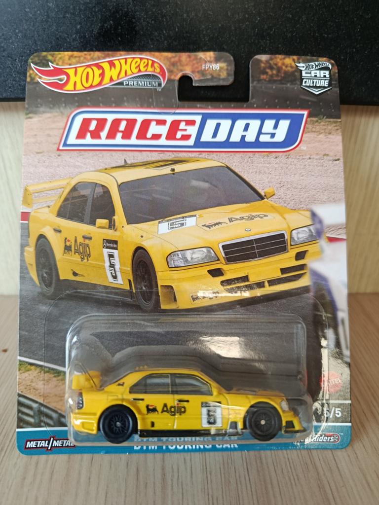 Hot Wheels Mercedes race day, Hobby en Vrije tijd, Modelauto's | Overige schalen, Ophalen of Verzenden