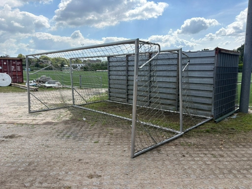 2 Goalen 5mx2m in aluminium incl net, Sport en Fitness, Voetbal, Ophalen, Gebruikt, Shirt