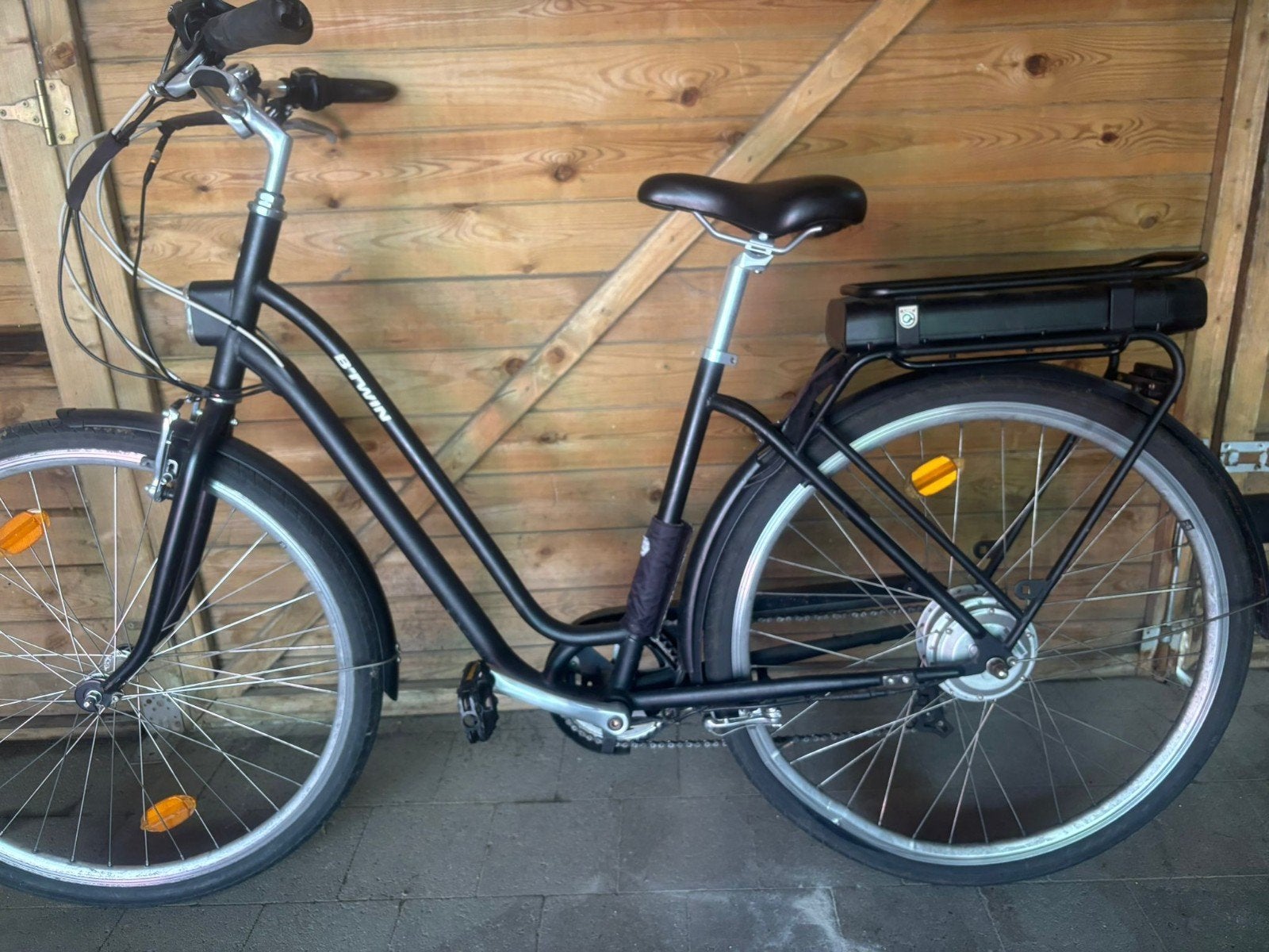 Elektrische damesfiets, Ophalen