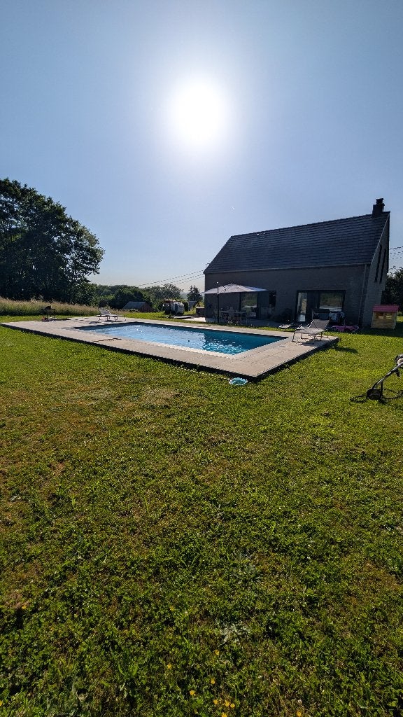 Maison villa 4 façades, Namur (ville), Province de Namur, 1500 m² ou plus, 3 pièces