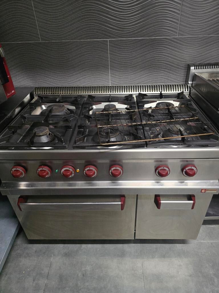 Horeca fornuis met oven, Ophalen