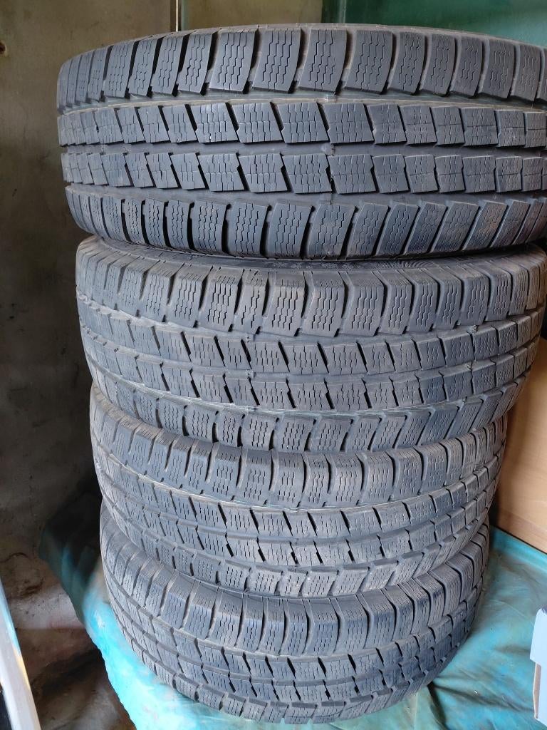 Winterbanden + velgen transport 205/65 R16  C, Auto-onderdelen, Ophalen, Velg(en), Winterbanden, Bestelwagen