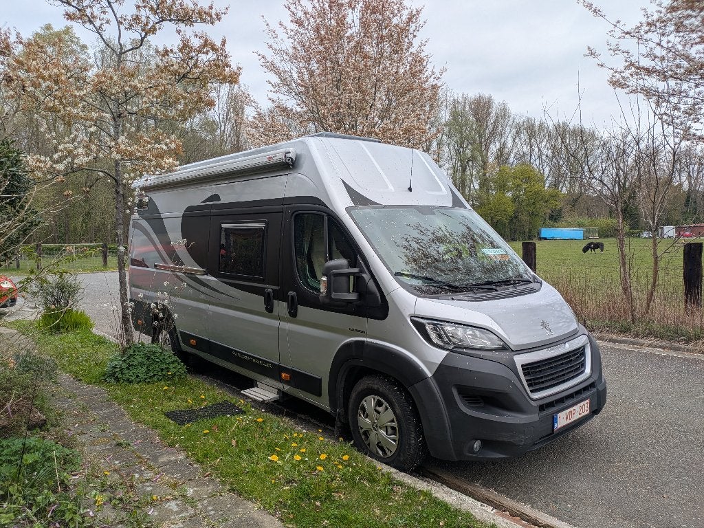 Campervan Globetraveller Explorer Z bike, Caravans en Kamperen, Mobilhomes, Overige merken, Buscamper of Camperbus, Ringverwarming