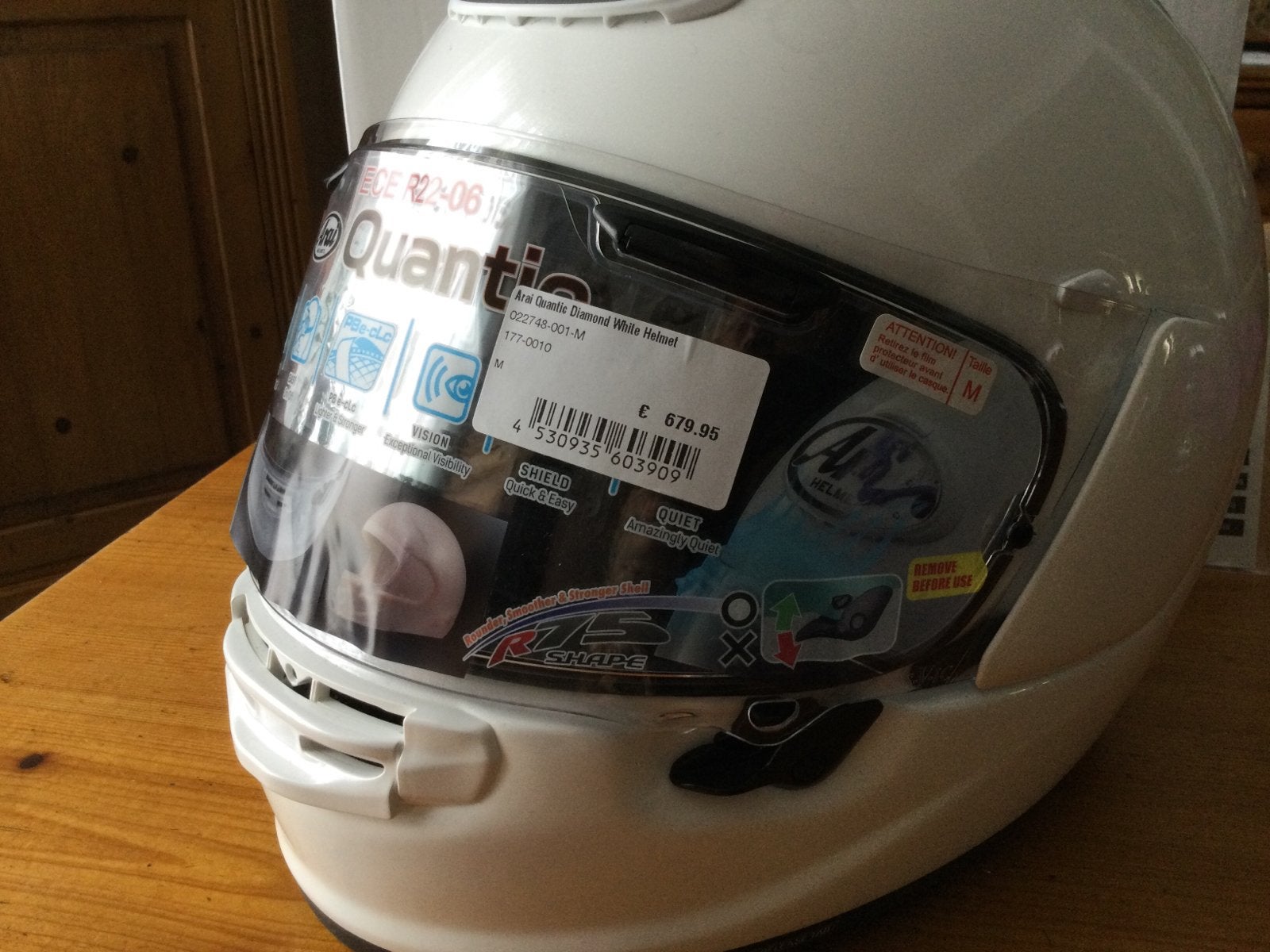 Casque Arai M  neuve jamais porté avec facture d’achat 02/26, Motos, M, Arai