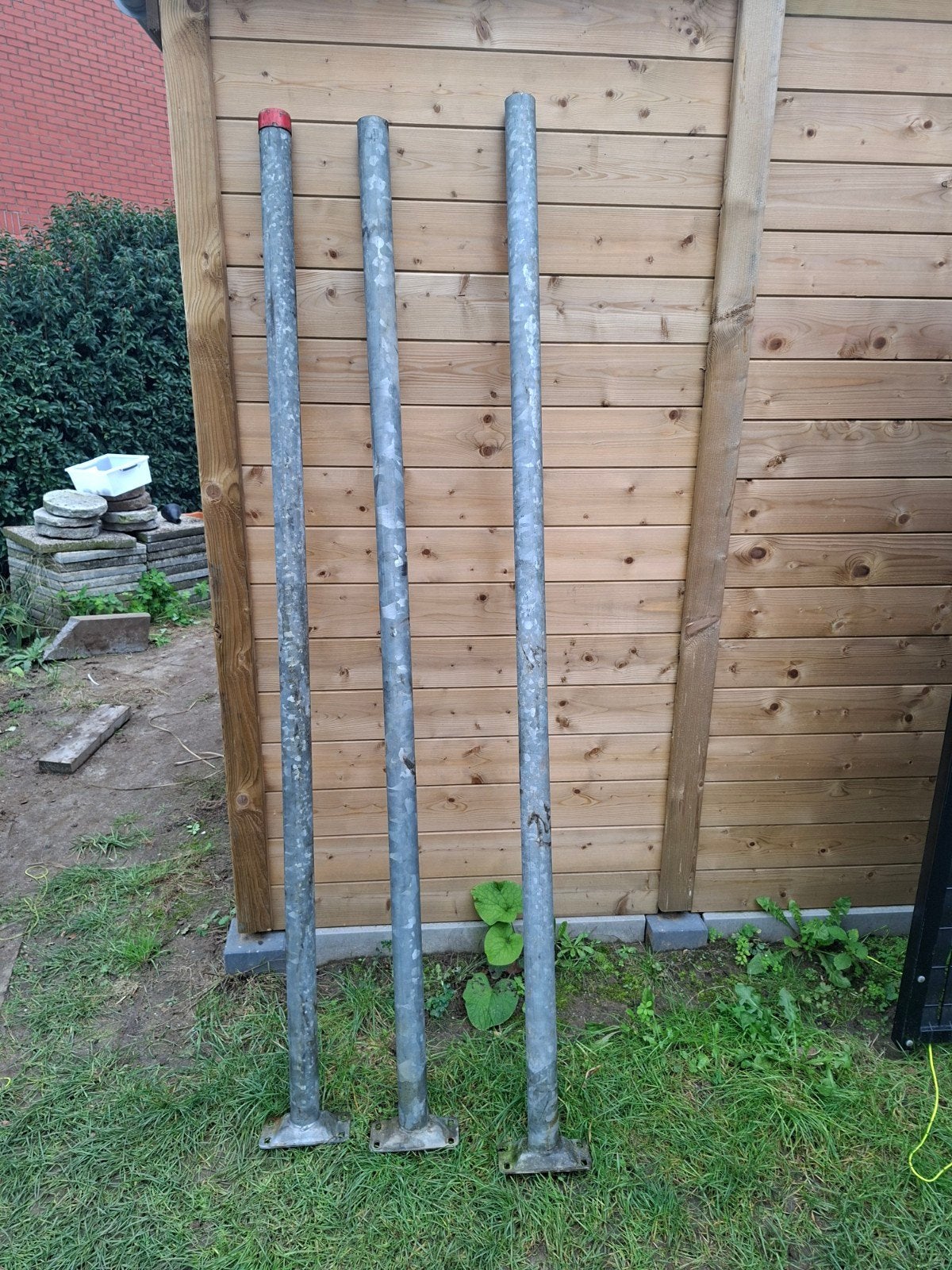 Gegalvaniseerde palen met voetplaat, Ophalen, Zo goed als nieuw, 100 tot 250 mm, Overige typen