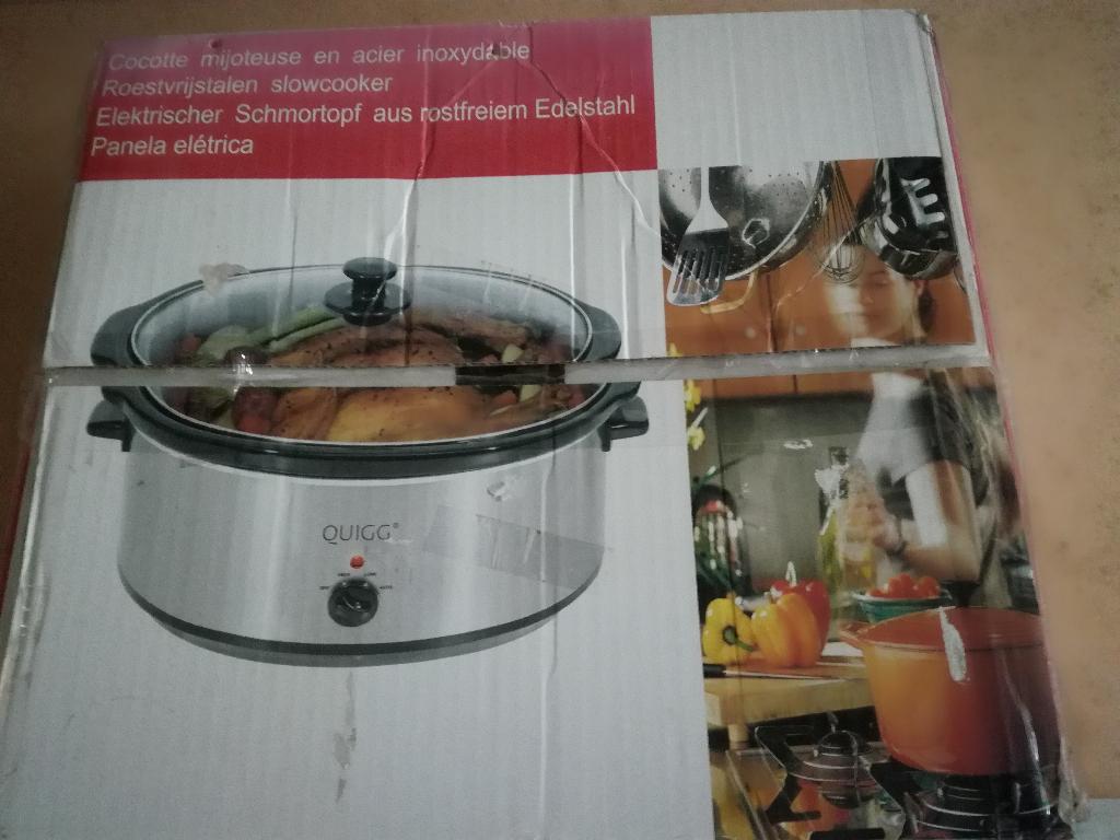 Mijoteuse électrique neuve dans sa boîte d'origine. Prix 50€, Electroménager, Enlèvement, Neuf