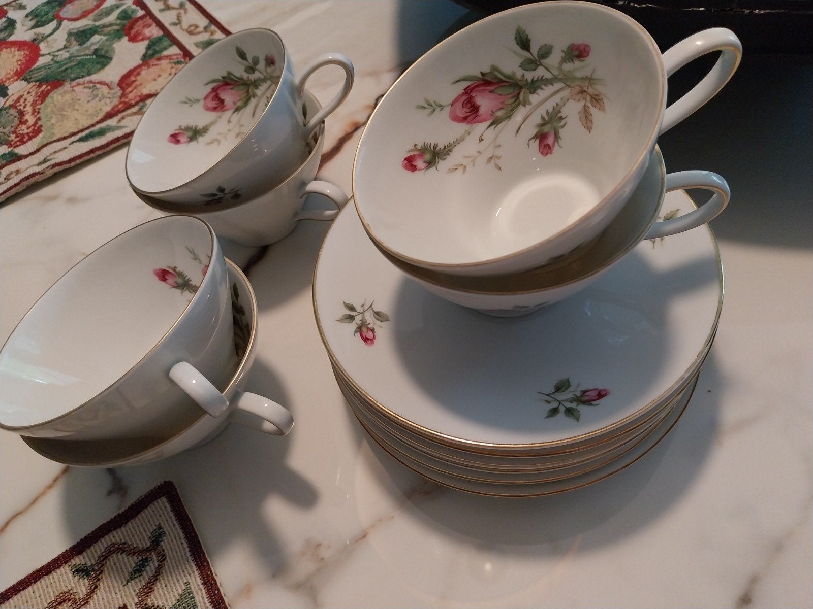 6 pièces en porcelaine (ancienne DEATH CLEARING), Enlèvement ou Envoi