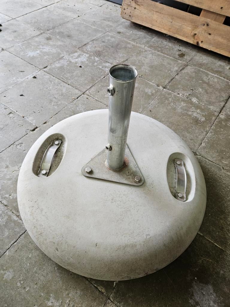 Parasolvoet steen (zwaar), Tuin en Terras, Ophalen of Verzenden, Parasolvoet