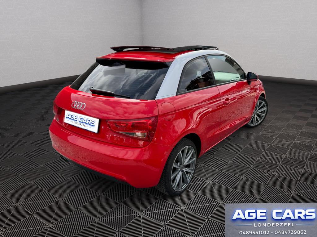 Audi A1 benzine automaat 1.4 TFSI, Auto's, Audi, Euro 5, A1, Zwart, 4 cilinders