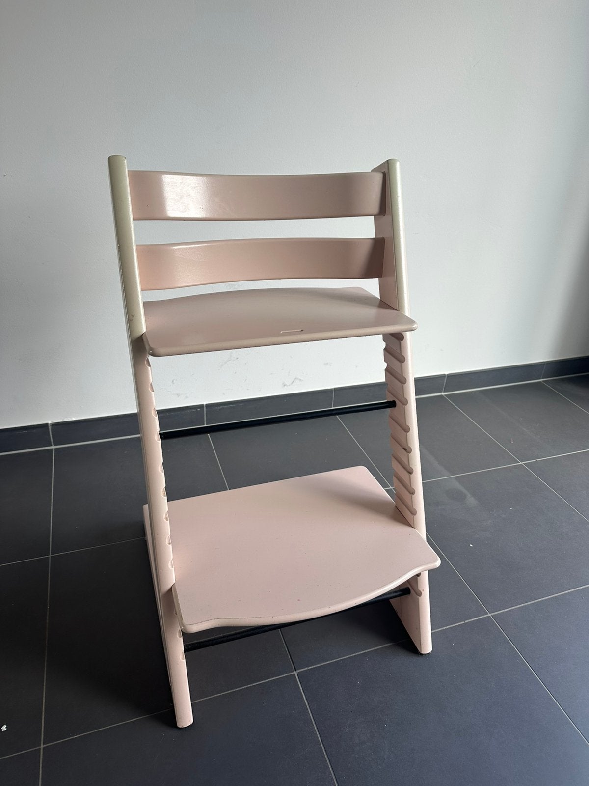Stokke triptrap roze, Ophalen, Gebruikt, Meegroeistoel, Aanschuifbaar