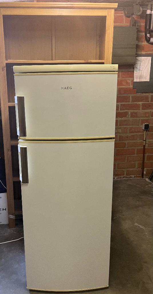 Réfrigérateur AEG de taille moyenne avec congélateur, Avec compartiment congélateur, Utilisé, 45 à 60 cm, Enlèvement